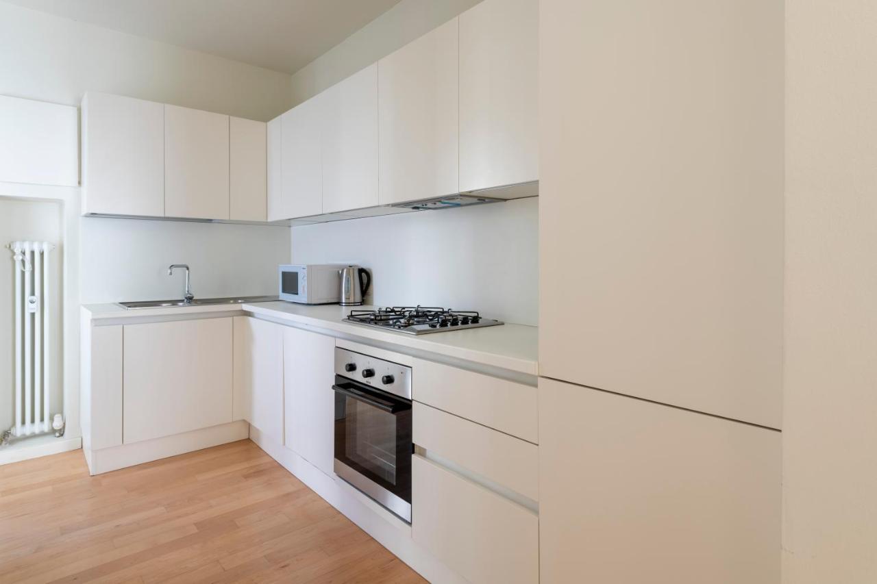 Casa Gramsci Luxury Apartment ペザロ エクステリア 写真