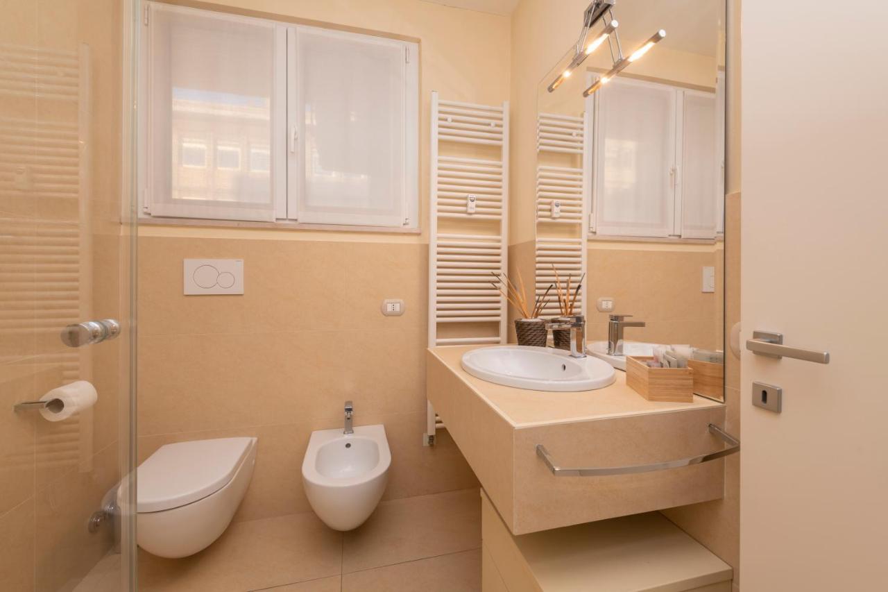Casa Gramsci Luxury Apartment ペザロ エクステリア 写真