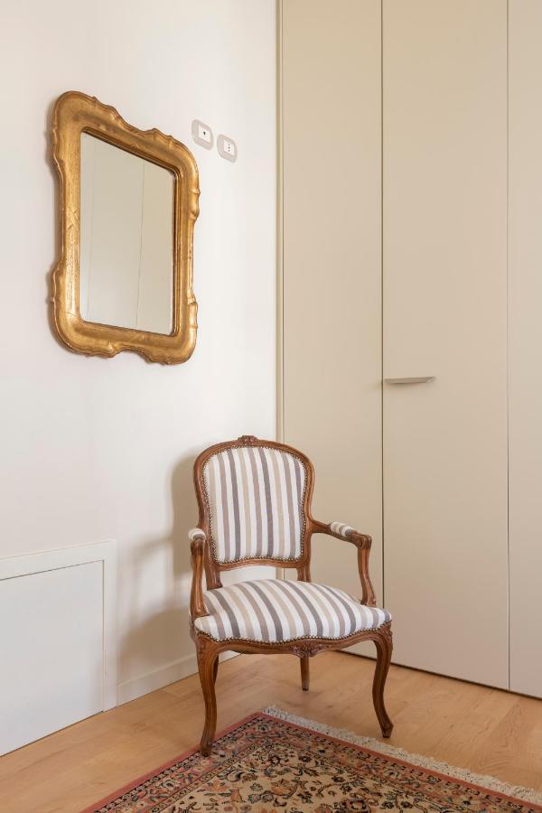 Casa Gramsci Luxury Apartment ペザロ エクステリア 写真